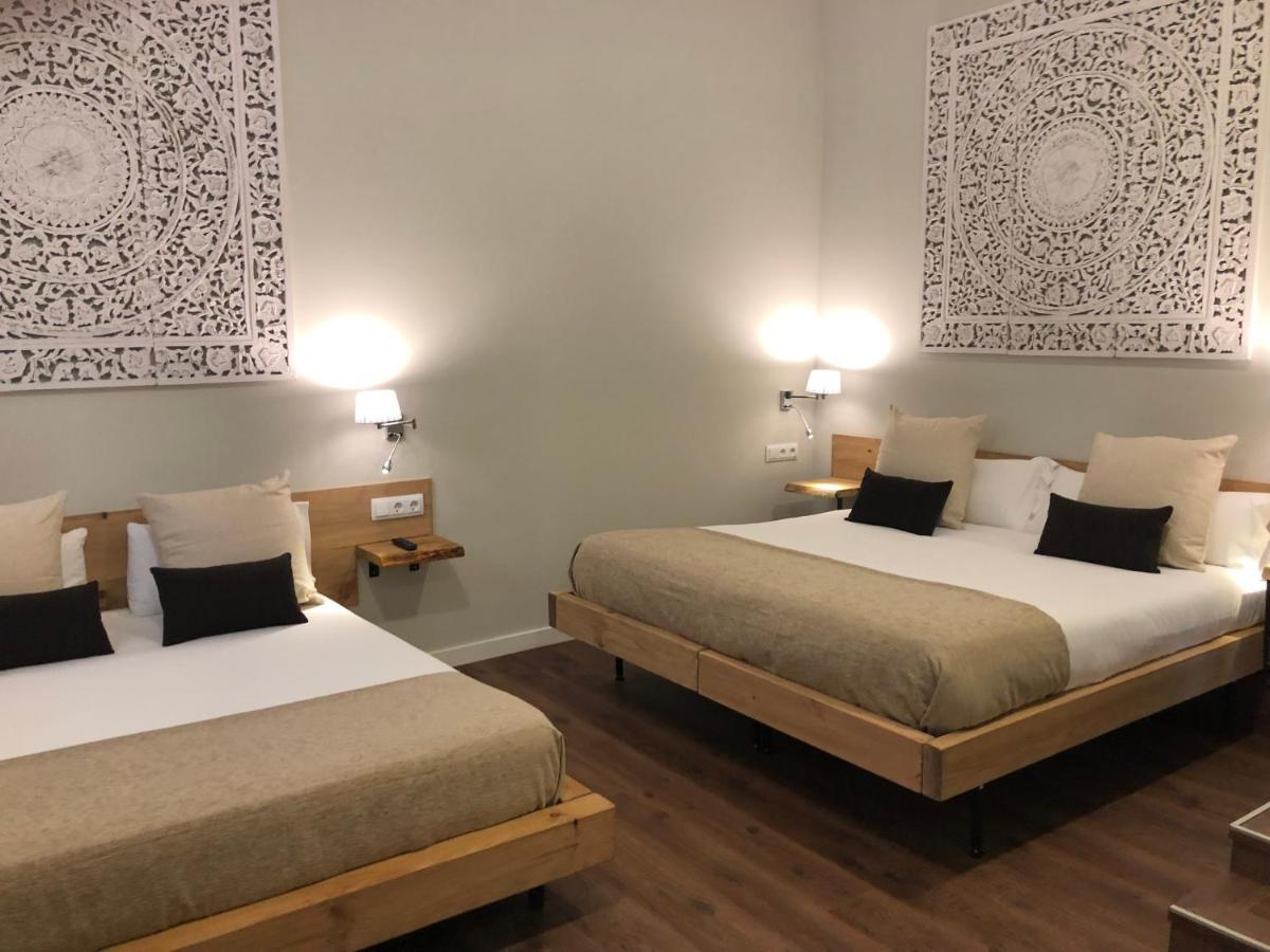 Hotel Radha لوسبيتاليت دي يوبريغات المظهر الخارجي الصورة