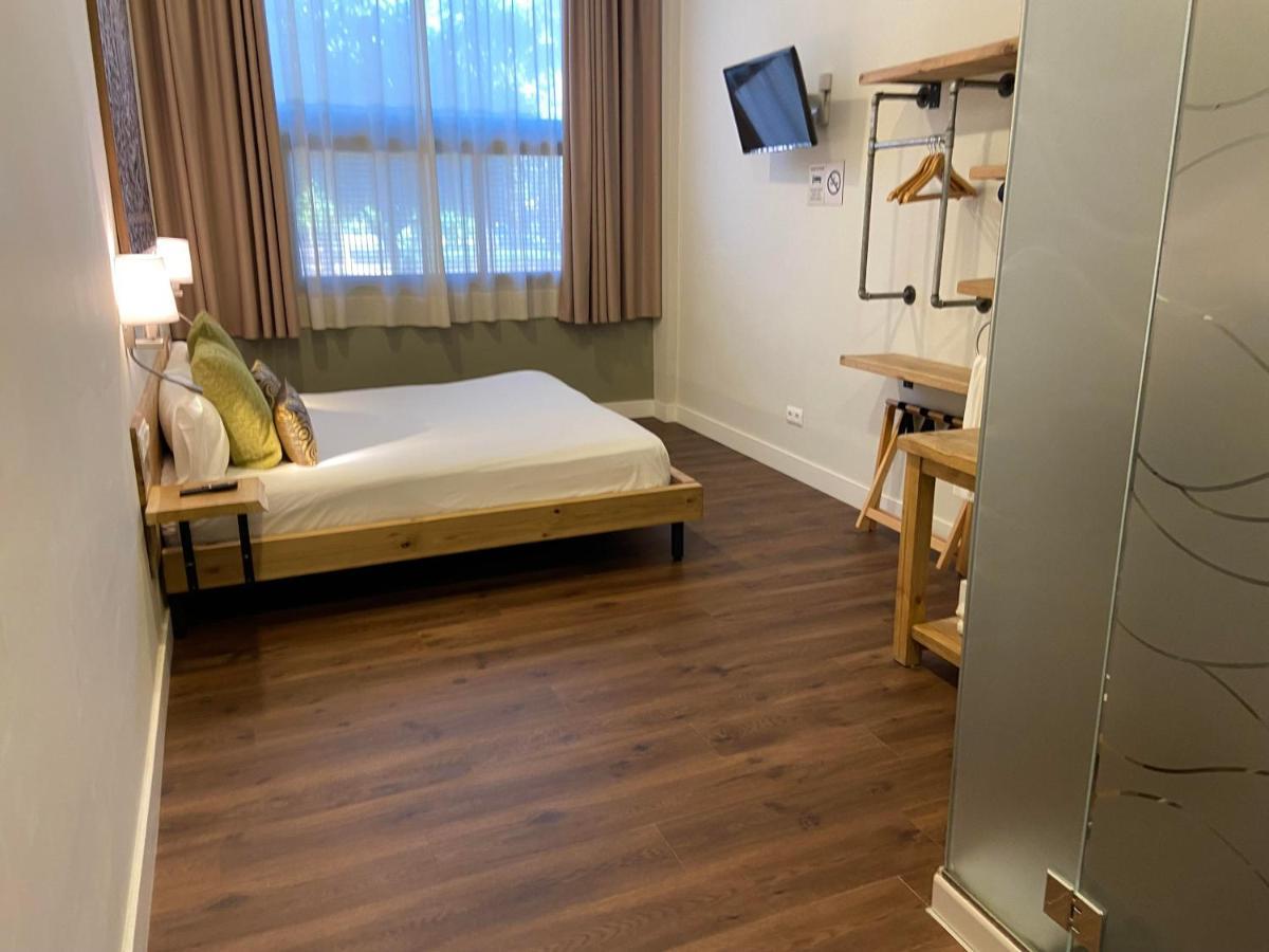 Hotel Radha لوسبيتاليت دي يوبريغات المظهر الخارجي الصورة