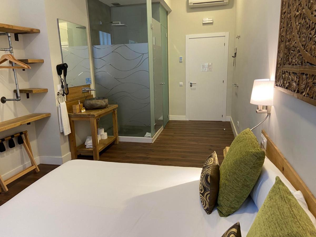 Hotel Radha لوسبيتاليت دي يوبريغات المظهر الخارجي الصورة