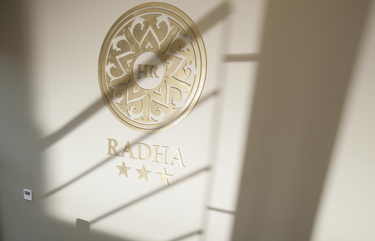 Hotel Radha لوسبيتاليت دي يوبريغات المظهر الخارجي الصورة